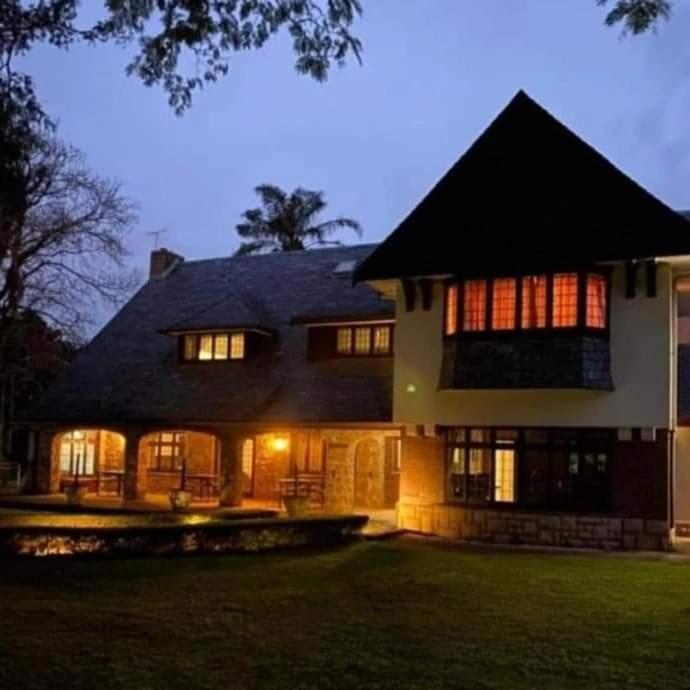 Eagle Wind Manor Hotel Hillcrest Ngoại thất bức ảnh