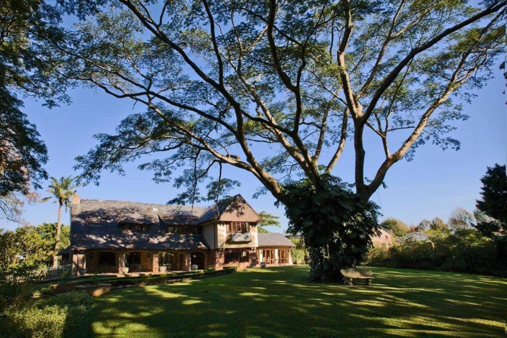 Eagle Wind Manor Hotel Hillcrest Ngoại thất bức ảnh