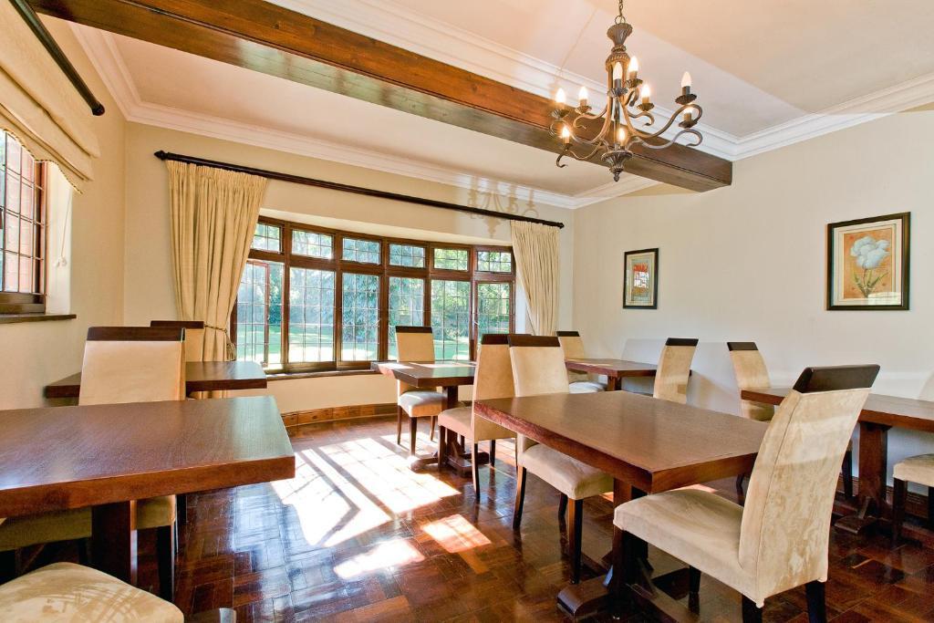 Eagle Wind Manor Hotel Hillcrest Ngoại thất bức ảnh