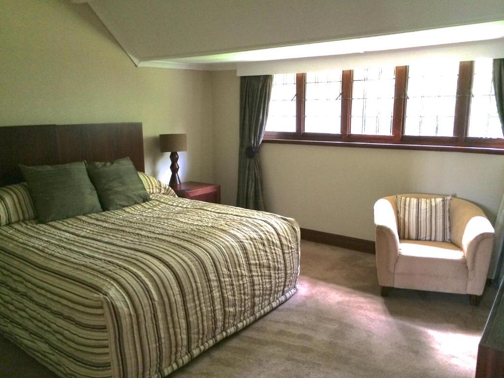 Eagle Wind Manor Hotel Hillcrest Ngoại thất bức ảnh